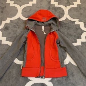 Lululemon sweatshirt/jacket size 4
